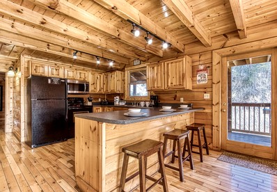 Rustic Elegance Meets Luxury in this Glamping Rental in Sevierville, Tennessee - Sevierville, Tennessee - glamping.directory