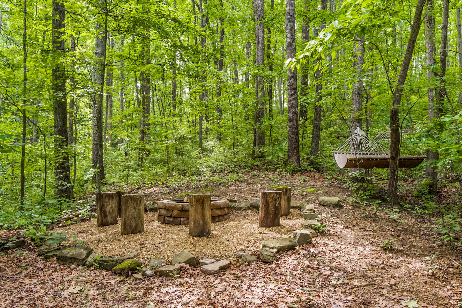 Haven of Hope - Fort Payne, Alabama - glamping.directory