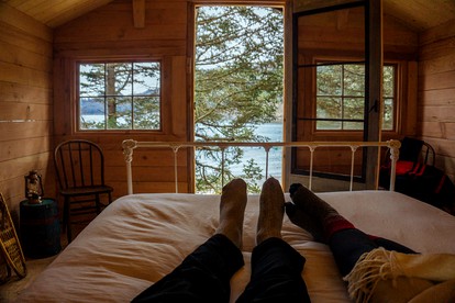 Fabulous Beachfront Glamping Getaway near Homer, Alaska - Seldovia, Alaska - glamping.directory
