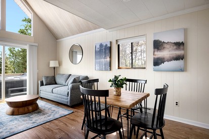 Picturesque Chalet-Style Cabin with Hot Tub, Minutes From the Shenandoah in Hardy County, West Virginia - Hardy County, West Virginia - glamping.directory