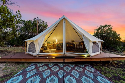 Romantic Stargazing Dome Glamping Retreat near Grand Canyon South Rim Arizona - Williams, Arizona - glamping.directory