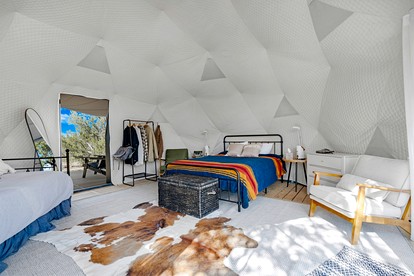 Romantic Stargazing Dome Glamping Retreat near Grand Canyon South Rim Arizona - Williams, Arizona - glamping.directory