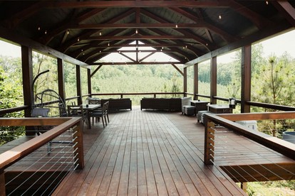 Incredible Safari Tent with Hot-tub, Fire Pit and Sauna in Cadiz, Kentucky - Cadiz, Kentucky - glamping.directory