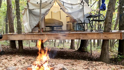 Radiant Forest Vacation Rental Haven Near Piney River, Tennessee - Grandview, Tennessee - glamping.directory