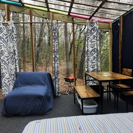Radiant Forest Vacation Rental Haven Near Piney River, Tennessee - Grandview, Tennessee - glamping.directory
