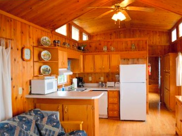 Charming Cabin Rental on Secluded Island in the Chesapeake Bay, Maryland - Tilghman Island, Maryland - glamping.directory