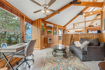 Stunning Secluded Cabin with Fantastic Forest Views in Mentone, Alabama - Mentone, Alabama - glamping.directory