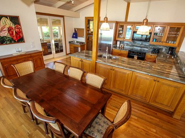 Spacious Island Retreat for Beach Vacation in Kilauea, Hawaii - Kilauea, Hawaii - glamping.directory