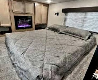 Chic Tiny House with Lofted Interior Perfect for a Family Escape in Texas - Quitman, Texas - glamping.directory