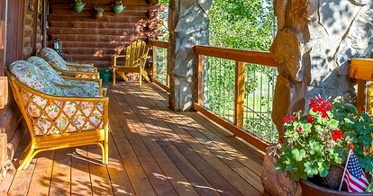 Romantic Getaway with Shared Finnish Sauna near Bridger Canyon, Montana - Bozeman, Montana - glamping.directory