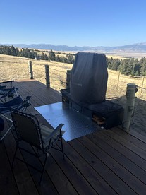 Secluded Mountain Cabin with 20 Private Acres Near Pintler Mountains, Anaconda, Montana - Anaconda, Montana - glamping.directory
