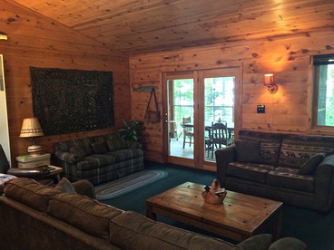 Four-Season Family Rental Hidden by Squaw Lake in the Northwoods of Wisconsin - Lac du Flambeau, Wisconsin - glamping.directory
