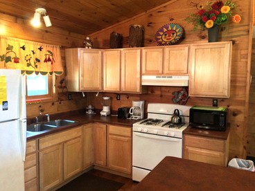 Four-Season Family Rental Hidden by Squaw Lake in the Northwoods of Wisconsin - Lac du Flambeau, Wisconsin - glamping.directory