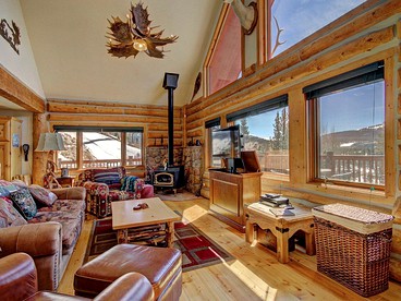Stunning Ski Cabin with Hot Tub Ideal for Large Groups in Breckenridge, Colorado - Breckenridge, Colorado - glamping.directory