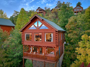 Stunning Vacation Rental in Sevierville with Private Hot Tub and Games Room, and Amazing Mountain Views - glamping.directory