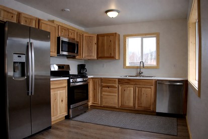 Cozy Family Cabin with Mountain Views & Resort Comfort near Resurrection Bay, Seward Alaska - Seward, Alaska - glamping.directory