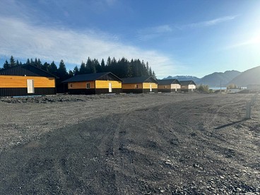 Cozy Family Cabin with Mountain Views & Resort Comfort near Resurrection Bay, Seward Alaska - Seward, Alaska - glamping.directory