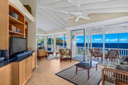 Beachside, Tropical Paradise Rental with Ocean Views on Kauai, Hawaii - Kilauea, Hawaii - glamping.directory