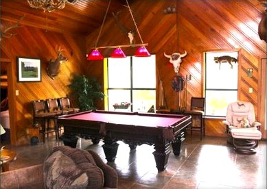 Spacious Vacation Rental with Stunning Views near Woodville, Mississippi - Woodville, Mississippi - glamping.directory
