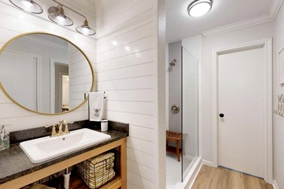Cozy Modern Farmhouse Retreat Near Central Park in College Station, Texas - College Station, Texas - glamping.directory