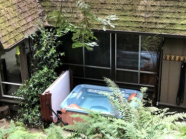 Charming Redwood Vacation Rental for Four in San Geronimo, California - San Geronimo, California - glamping.directory