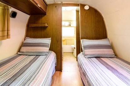 Vintage Airstream Trailer for a Glamping Escape in Alabama - Crane Hill, Alabama - glamping.directory