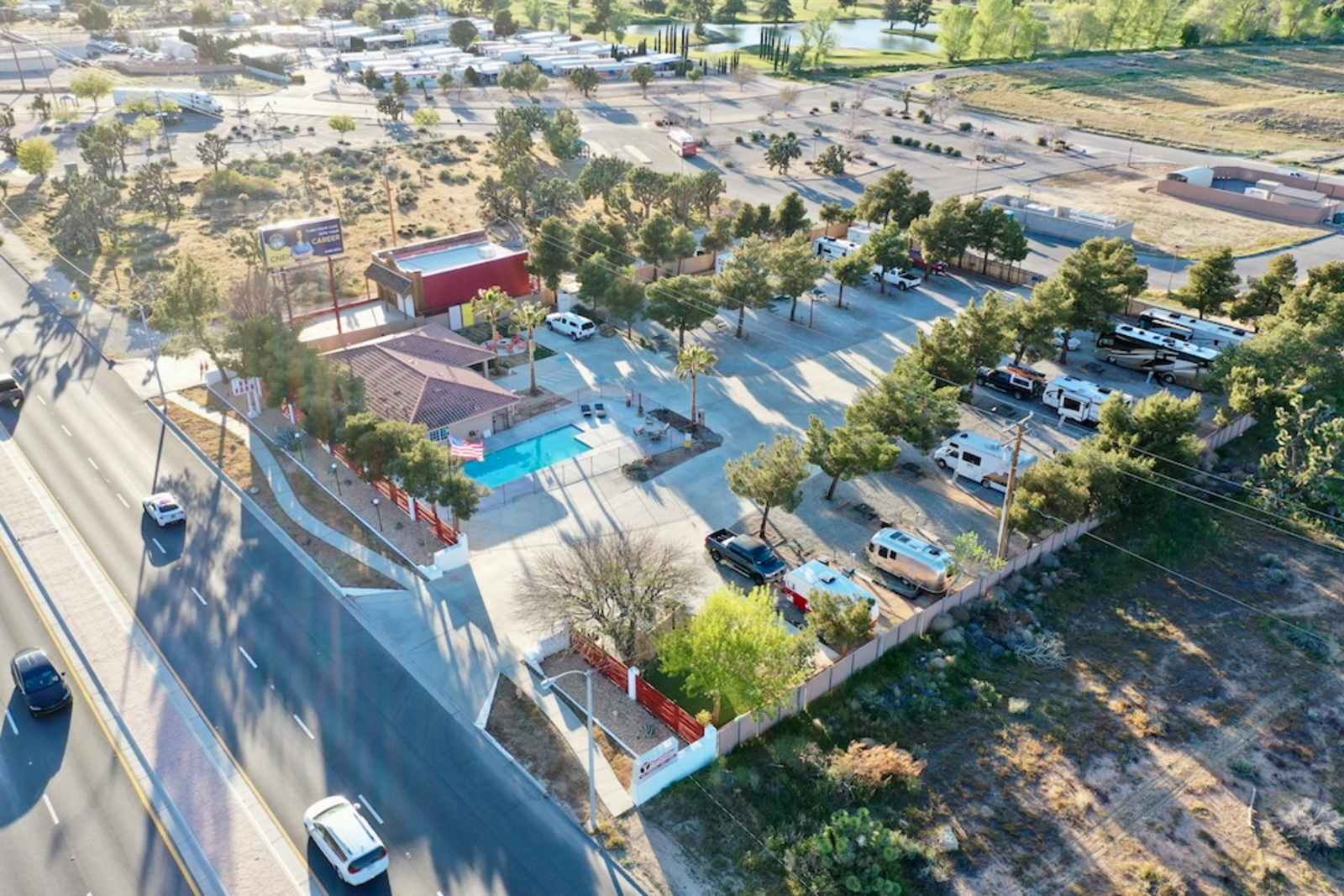 Desert Drifter RV Park-Joshua Tree - glamping.directory
