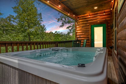Scenic Smoky Mountain Log Cabin with Indoor Pool & Hot Tub Near Dollywood – Sevierville - Sevierville, Tennessee - glamping.directory