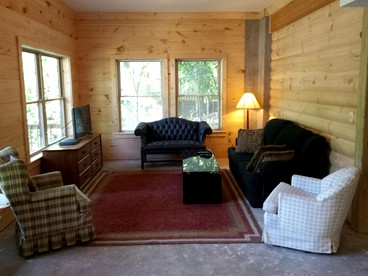 Custom Built Cabin on Private Cove on Lake Lure, North Carolina - Lake Lure, North Carolina - glamping.directory