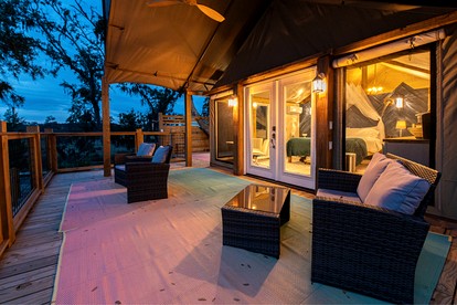 Secluded Treehouse Tent Retreat on the Marsh with Outdoor Dining, Grilling Gear, Games, Views in Townsend, Georgia - Townsend, Georgia - glamping.directory