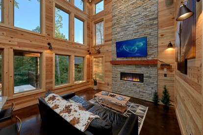 Romantic Gatlinburg Getaway for a Vacation in Tennessee - Gatlinburg, Tennessee - glamping.directory