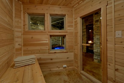 Romantic Gatlinburg Getaway for a Vacation in Tennessee - Gatlinburg, Tennessee - glamping.directory