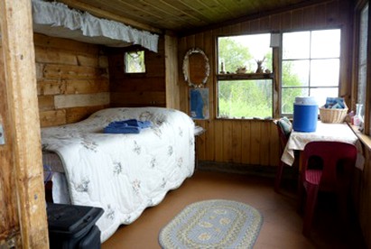 Picturesque Cabin Rental for a Romantic Getaway near Kachemak, Alaska - Homer, Alaska - glamping.directory