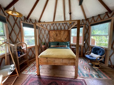 Picturesque Equipped Yurt with Porch Ideal Relaxation in Hawaii - Kapaau, Hawaii - glamping.directory