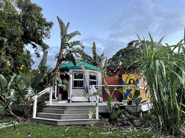 Picturesque Equipped Yurt with Porch Ideal Relaxation in Hawaii - Kapaau, Hawaii - glamping.directory