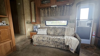 Charming RV Glamping Escape with Modern Comforts, Fresh Linens, and Coffee Outdoors in Victoria, Texas - Victoria, Texas - glamping.directory