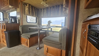 Charming RV Glamping Escape with Modern Comforts, Fresh Linens, and Coffee Outdoors in Victoria, Texas - Victoria, Texas - glamping.directory