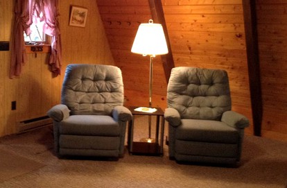Family-Friendly Cabin Rental near Mirror Lake in Lake Placid, New York - Lake Placid, New York - glamping.directory