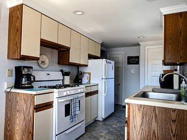 Picturesque Waterfront Cottage with Waterfall Views, Fireplace & Deck, Near Acadia National Park in Gouldsboro, Maine - Gouldsboro, Maine - glamping.directory