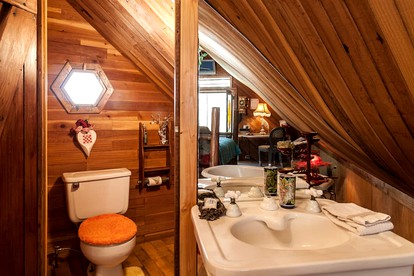 Unique Desert Experience for a Romantic Getaway Ideal for Exotic Animal Lovers in Morongo Valley, California. - Morongo Valley, California - glamping.directory