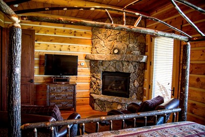 Luxurious Cabin Getaway on a Deluxe Ranch in Big Sky near Belt, Montana - Belt, Montana - glamping.directory