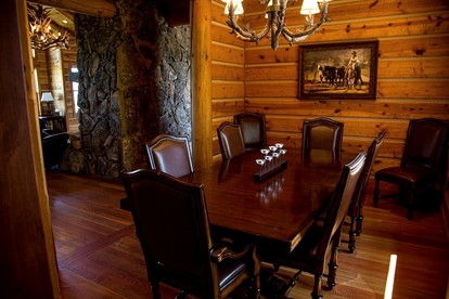Luxurious Cabin Getaway on a Deluxe Ranch in Big Sky near Belt, Montana - Belt, Montana - glamping.directory