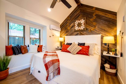 The Blue Jay Treehouse in Elm Mott, TX - Elm Mott, Texas - glamping.directory