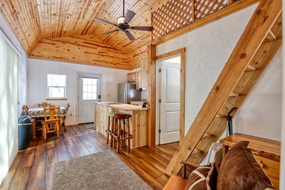 Secluded Tiny House Perfect for Hiking Trails and Disconnect in Banner, Wyoming - Banner, Wyoming - glamping.directory