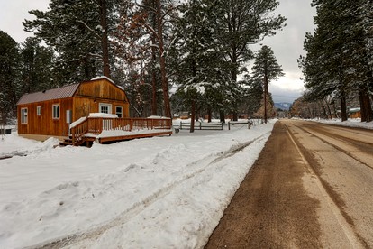 Secluded Tiny House Perfect for Hiking Trails and Disconnect in Banner, Wyoming - glamping.directory