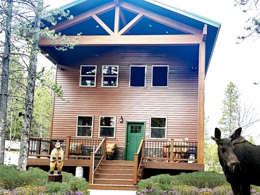 Incredible Wooden Cabin with Fantastic Hiking Trails in Island Park, Idaho - glamping.directory