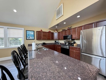 Inviting North Conway Retreat with Hot Tub, Game Room & Pool near Downtown Shops and Dining in NH - North Conway, New Hampshire - glamping.directory