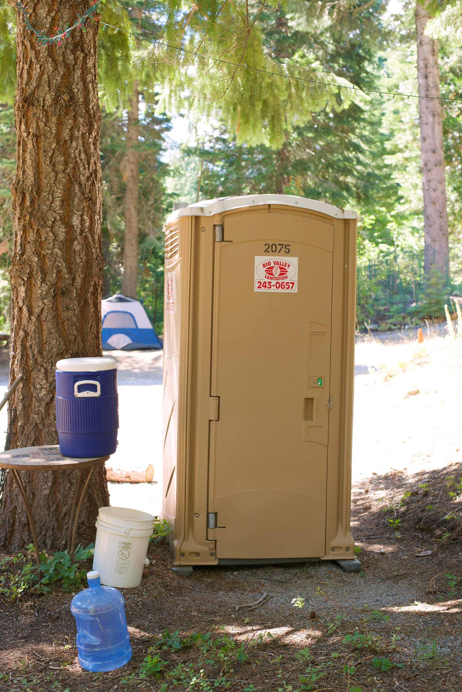 Cozy Creek Camp - Mount Shasta, California - glamping.directory
