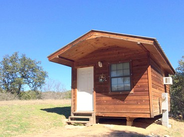 Cozy Tiny House for a Getaway in Texas Wine Country - Mason, Texas - glamping.directory