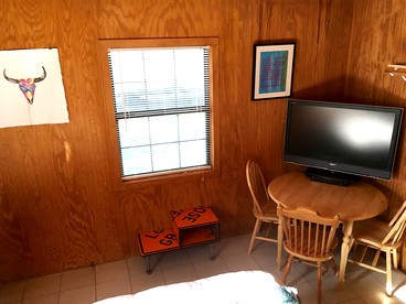 Cozy Tiny House for a Getaway in Texas Wine Country - Mason, Texas - glamping.directory